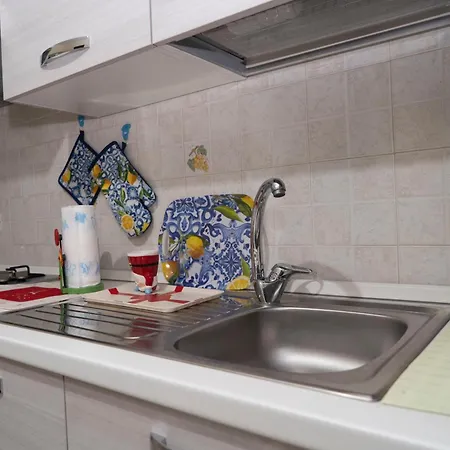 Apartment Intera Casa Indipendente Vicino Al Centro Di *