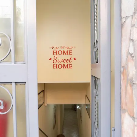 Apartment Intera Casa Indipendente Vicino Al Centro Di