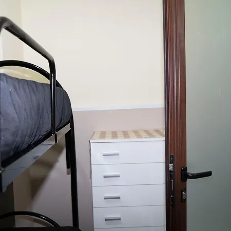 Intera Casa Indipendente Vicino Al Centro Di Apartment *